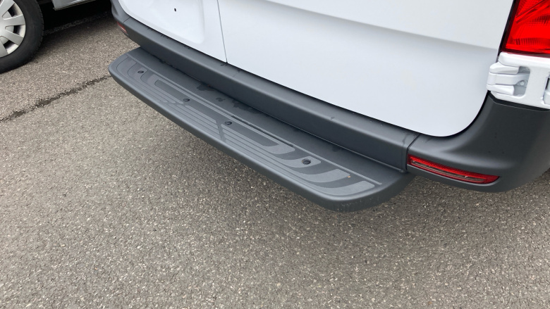 Mercedes-Benz Sprinter E314 L2 Electric Rwd 100kW 81kWh Pro Van Auto